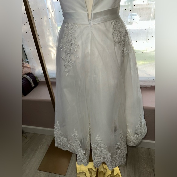 Unique Vintage White Lace Midi Dress - Picture 6 of 9